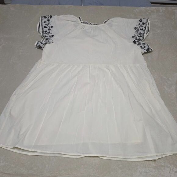 Old Navy 3X Embroidered Mini Swing Dress Creme Black Flutter Boho Pockets Cotton - Picture 11 of 11